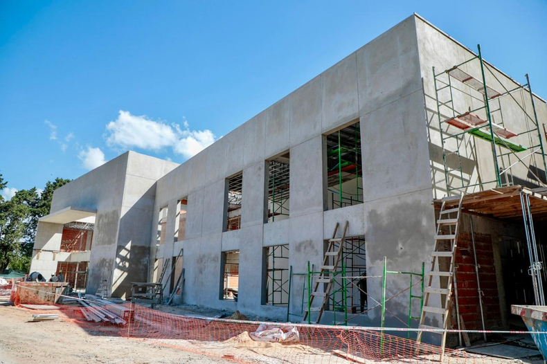 El edificio de la Universidad Nacional de Pilar avanza para recibir a los alumnos en 2026