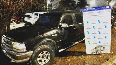 La camioneta recuperada fue repintada y llevaba una chapa patente apócrifa.&nbsp;