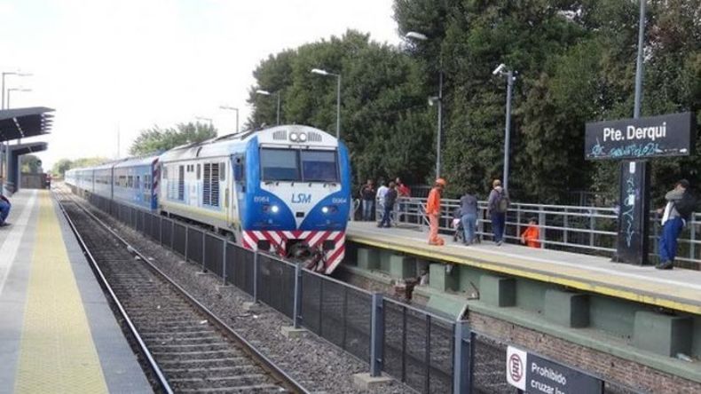 DERQUI. Un tren cada 20-25 minutos, la frecuencia de emergencia. .