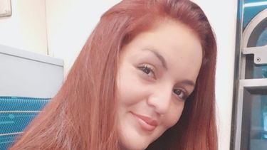 Comprometida. Antonella Unayche, de 27 años, comenzó con la iniciativa para repartir comida a personas en situación de calle. .
