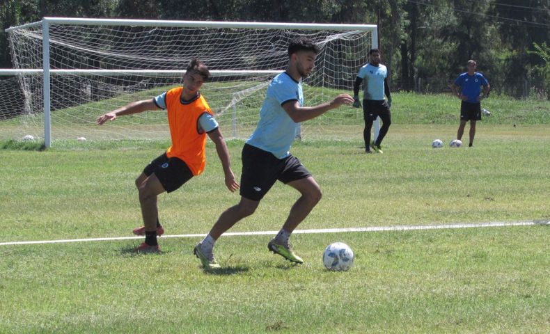 AMISTOSO. Real Pilar jugará en la Comunidad Deportiva.