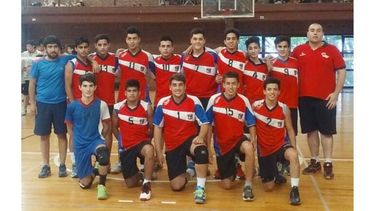 SUBCAMPEONA. La Sub 17 de Muni ganó la de plata en el Abierto. .