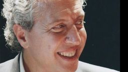 El taller es dictado por Roberto Pérez..