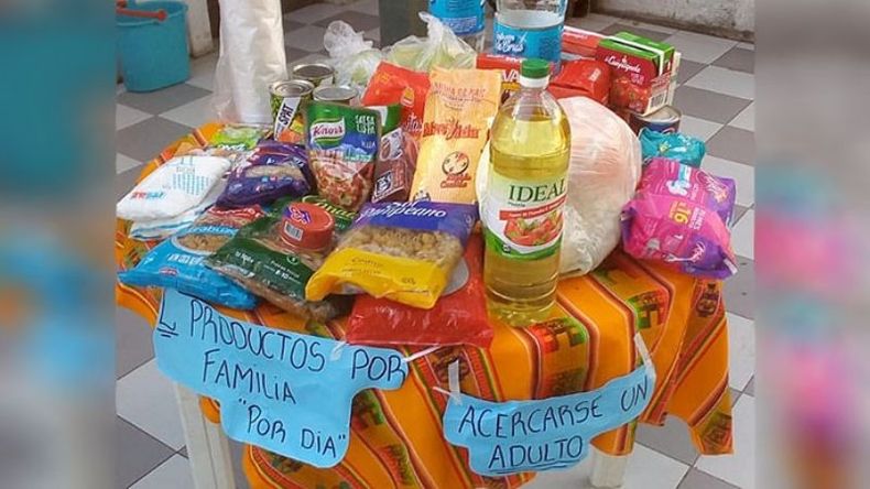 “SI LO NECESITÁS, LLEVALO”. La consigna de la mesa..