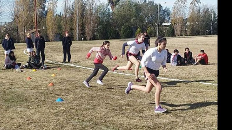 LARGARON. El Polideportivo albergó todas las competencias..