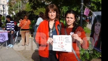 #NIUNAMENOS. Ripoll y Espasa convocaron a la marcha..