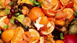 ¡No tires más las cáscaras de frutas y verduras!
