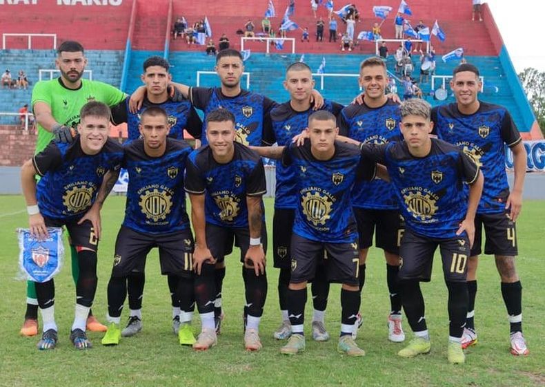 Deportivo Metalúrgico y su primera formación en torneos de AFA.