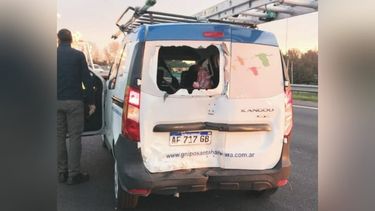 VUELCO EN PANAMERICANA. El conductor del rodado resultó lesionado.&nbsp;