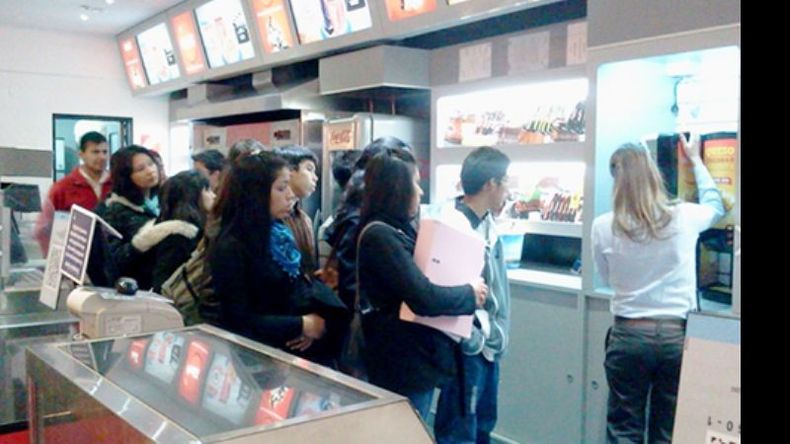 Los jóvenes son capacitados durante 9 meses. En este caso, en el Village..