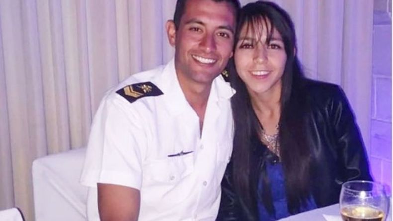 Antes de viajar, Luis Niz fijó su fecha de casamiento para el 7 de diciembre..