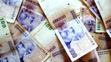 Perdió la plata del alquiler y sus vecinos la ayudaron a pagarlo