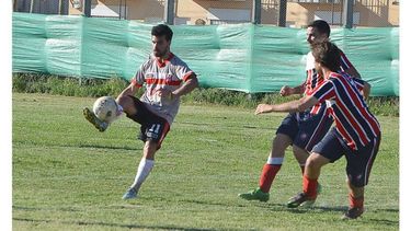 DESAFÍO. Atlético y San Lorenzo se enfrentaron en la B; ahora, jugarán el Federación..
