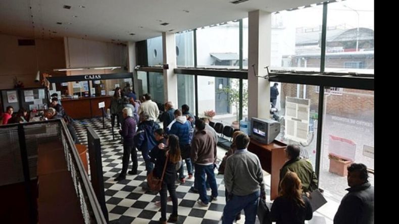 CAJAS Y COLAS. El debate en el Concejo comenzaría esta semana..