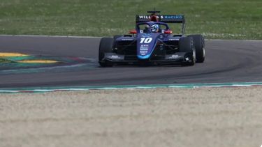 Franco Colapinto mostró su velocidad en el mítico trazado de Imola-Italia.