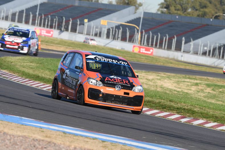 TOP 5. El VW Up de Vázquez fue protagonista en el Gálvez.