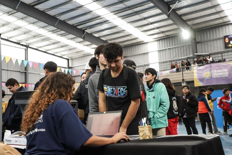 VIRTUAL Y MATERIAL. El sistema permite imprimir contenidos en los clubes municipales. &nbsp;