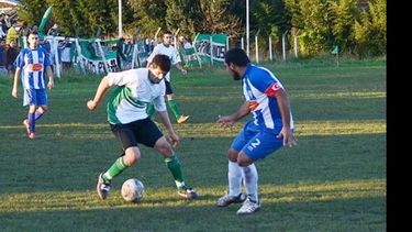 Abrojal necesita ganar para seguir prendido en la pelea por el título..