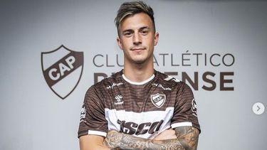 Augusto Lotti llega a Platense con el pase en su poder.