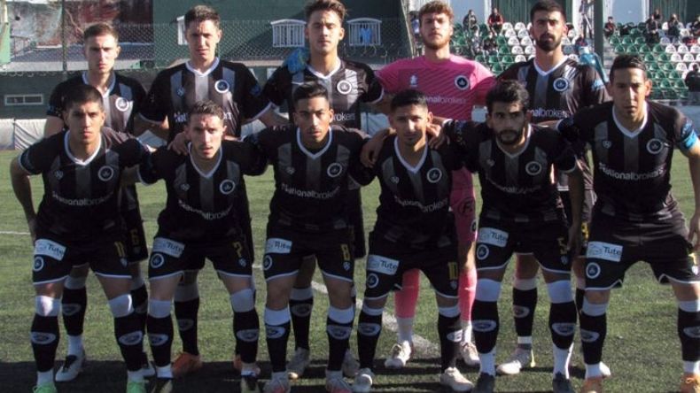 El once de Real Pilar, en el Bajo Belgrano. (Foto Prensa Real Pilar).