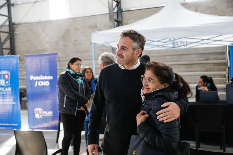 JORNADA INCLUSIVA. Achával compartió actividades con los vecinos.