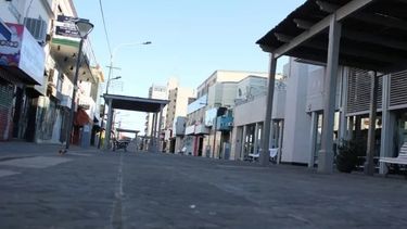 VACÍO. El aumento de las tarifas podría ser un golpe fatal para muchos comercios.