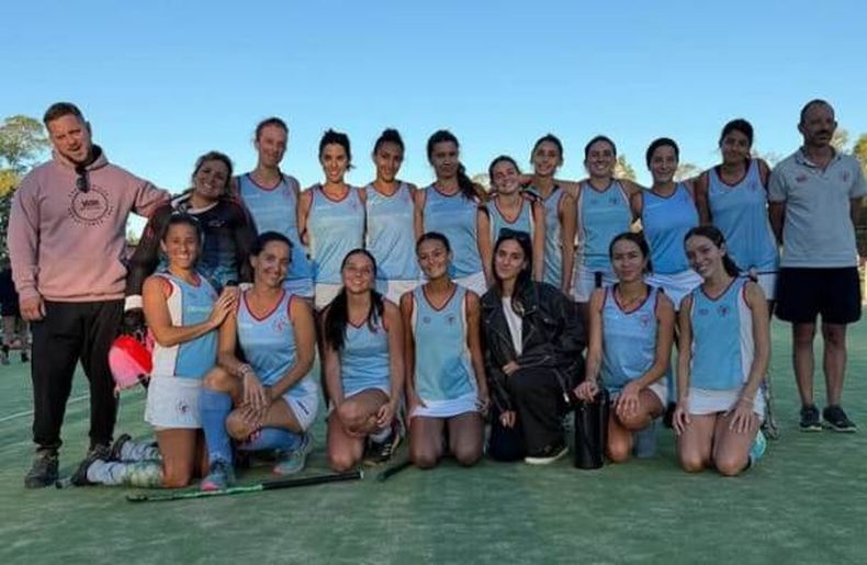 FELICIDAD Las chicas de San Patricio C sonren por el triunfo en La Plata y seguir lderes de Metro A