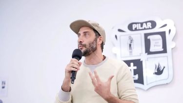 Luciano Cáceres dio una charla en el Centro Cultural Federal.