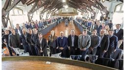 ENCUENTRO. Los intendentes recibieron el mensaje de la gobernadora..