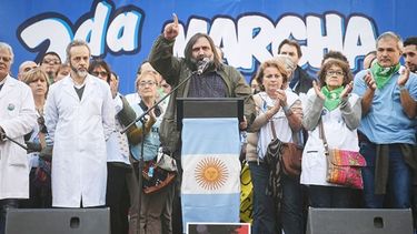 FEDERAL. Baradel llamó a la unidad para ir a un paro general..