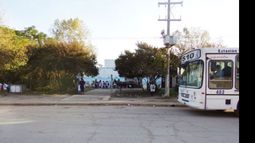 DETERIORO. La Escuela 19 de Parque Irízar es una de las afectadas..