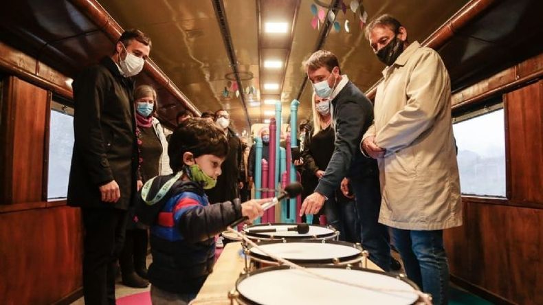 BOMBO. El tren y su muestra podrán visitarse gratis hasta el domingo..
