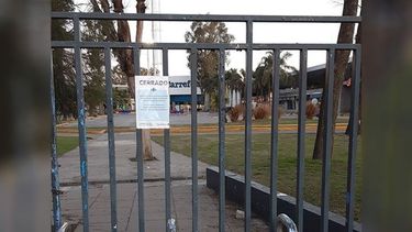 OTRA VEZ. Volvió a cerrar el hipermercado Carrefour de la ruta 8 por casos..