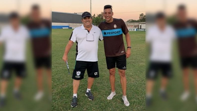 RECUERDO. El Campe Michelini y Chiqui Pérez, exjugador de Belgrano y Boca. .