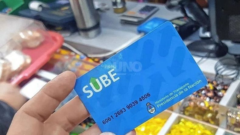 NO SUBE. Los kiosqueros de todo el país dejarán de cargar la tarjeta..