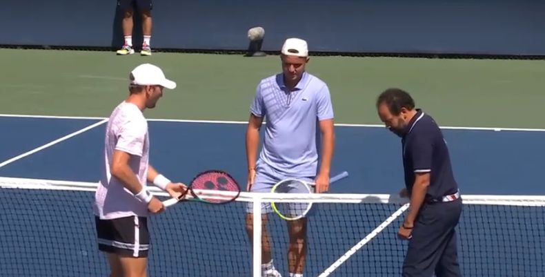 Rodríguez Taverna en el momento del sorteo ante Krueger en la qualy del US Open.