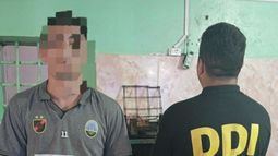 DETENIDO. La banda se dedicaba a realizar estafas mediante Whatsapp. DETENIDO. La banda se dedicaba a realizar estafas mediante Whatsapp.