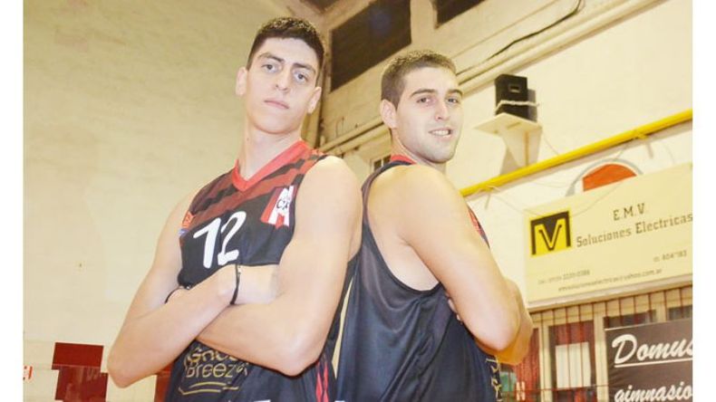 LAS TORRES. Thorp y Gareis jugarán por primera vez juntos en casa..