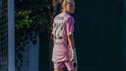 “Disfrutando de jugar, de tener minutos y tomar confianza, dijo Joaquina, arquera de Boca Juniors en la Copa de Verano. “Disfrutando de jugar, de tener minutos y tomar confianza, dijo Joaquina, arquera de Boca Juniors en la Copa de Verano.