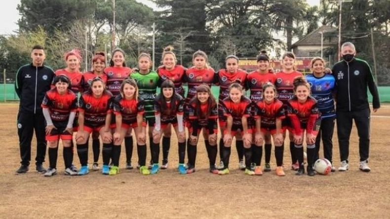El equipo de AC Toro que logró su primera victoria en el torneo..