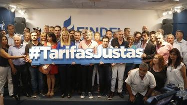TARIFAS JUSTAS. El pedido de los jefes comunales reunidos ayer..