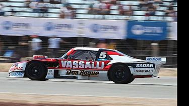 Matías Rossi realizó buenas maniobras de sobrepaso con su Chevrolet..