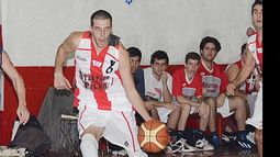 Orsino la rompió ante el puntero..