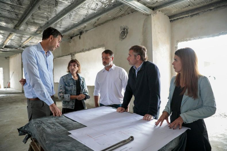El intendente se interiorizó sobre el avance de las obras en la localidad.&nbsp;