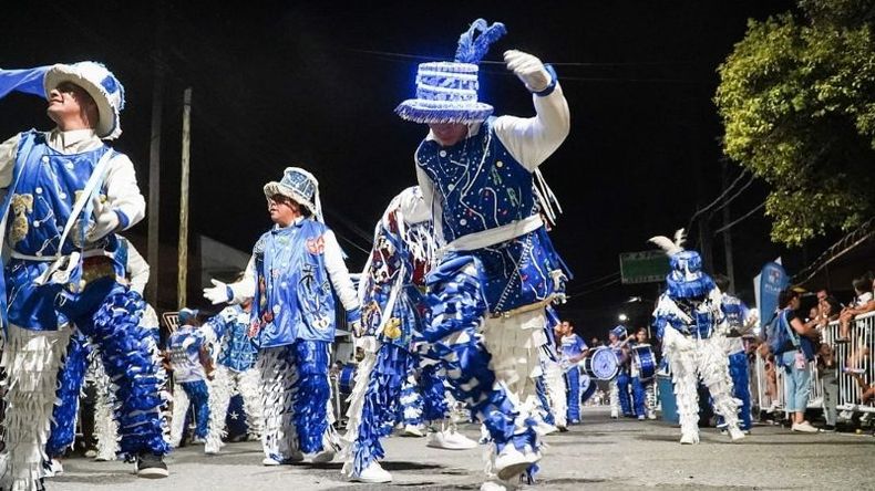 El Pre-Carnaval comenzó en Derqui..