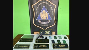 En la casa del adolescente de San Miguel se halló al menos un arma.