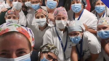 ?ser para los demas?: el austral reconocio a los voluntarios del hospital solidario