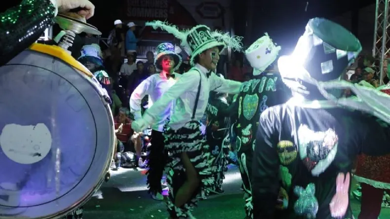 ALEGRÍA. Pilar celebra el carnaval en las distintas localidades.