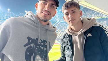 Leandro Paredes subió la foto con Camilo Rey en La Bombonera.