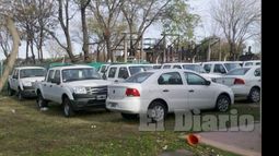 Los foros quieren en la calle los patrulleros varados en el patio del destacamento de Fátima..